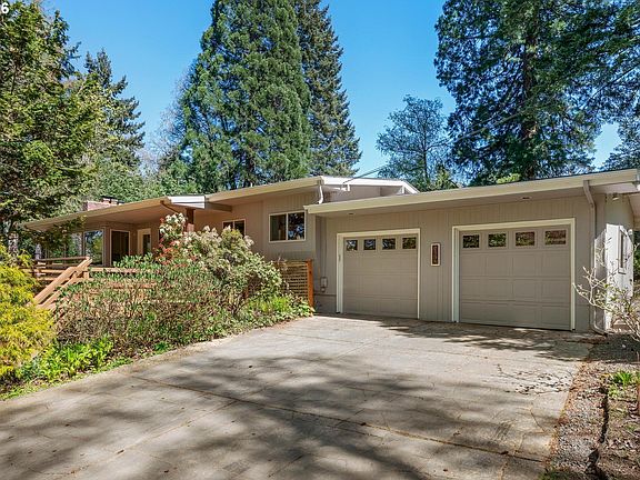 2nd image of 2591 Greentree Rd