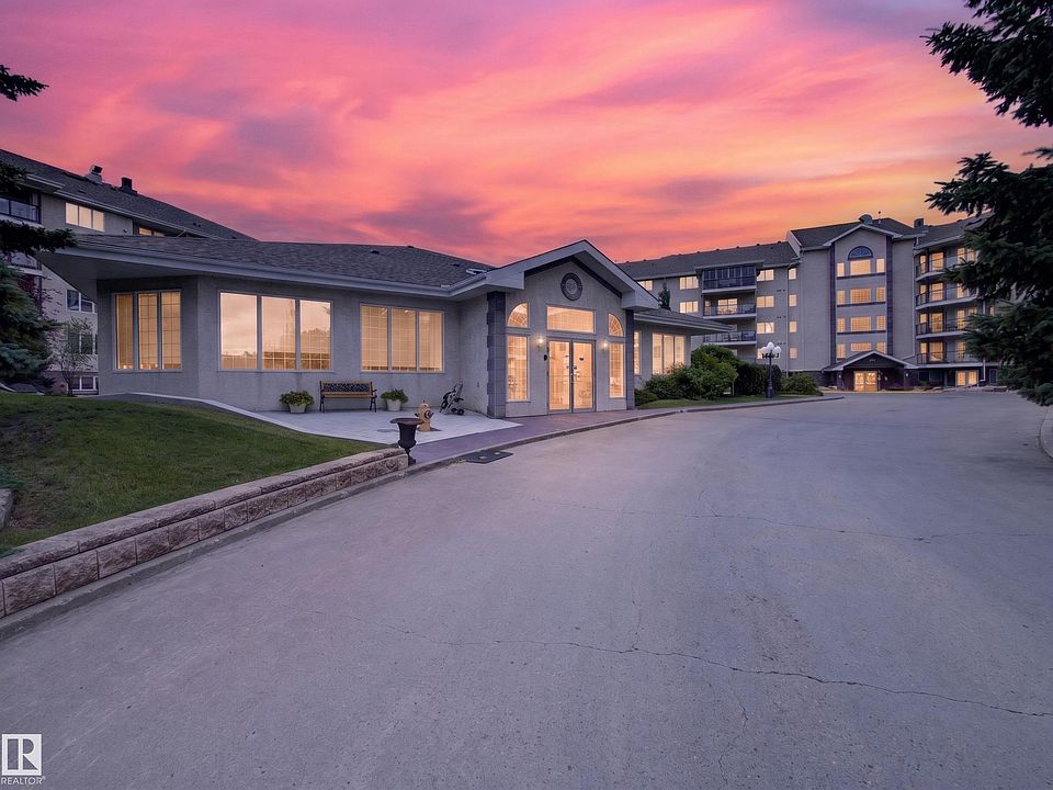 1st image of 237 Youville Dr E #314