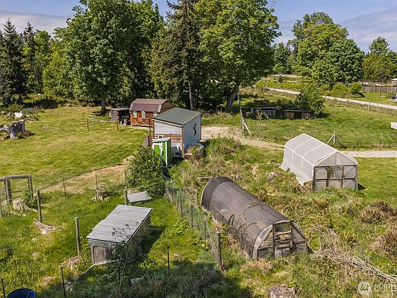4th image of 1631 Lower Elwha Road