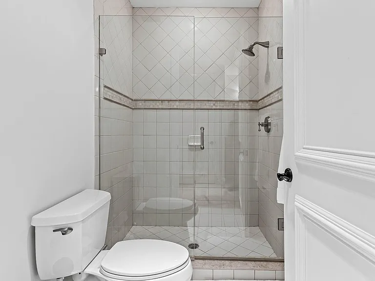 110 Gleason St #203 — Photo 12