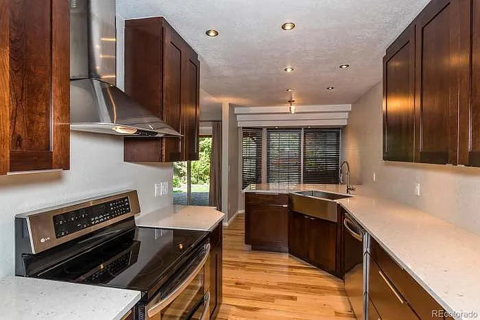 7685 E Gunnison Pl — Photo 8