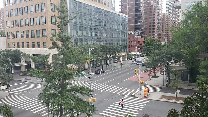 Rented by Solow Realty | media 11