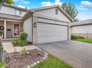 36537 Deer Run Ct N, Westland, MI 48185