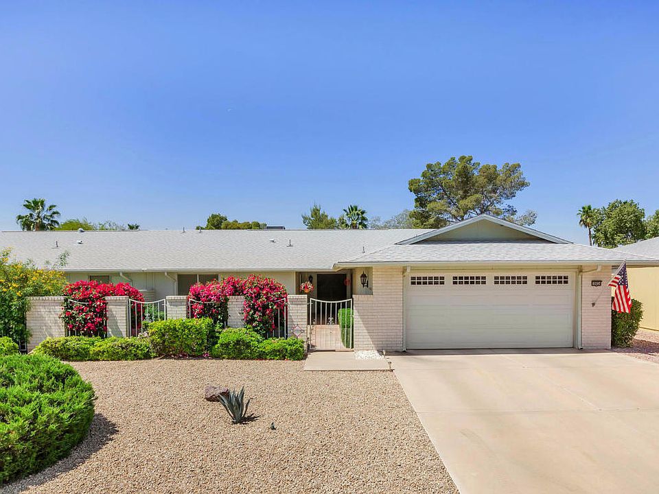 1st image of 18024 N Desert Glen Dr