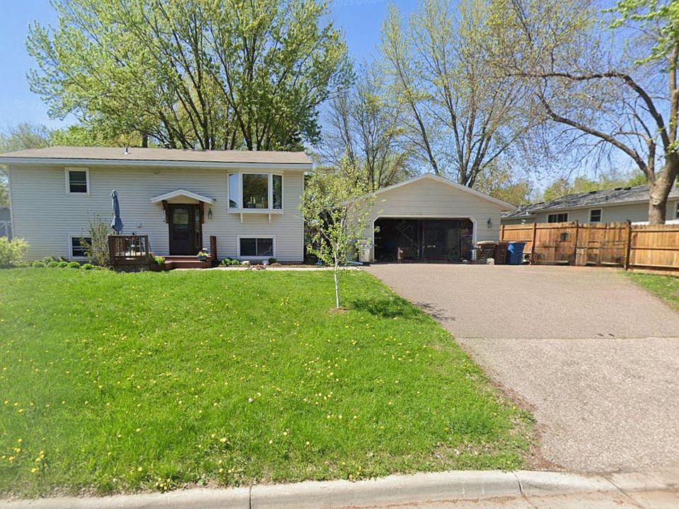 1st image of 107 1st St