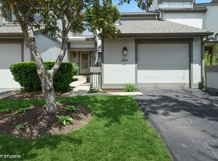 2614 Smith St, Rolling Meadows, IL 60008