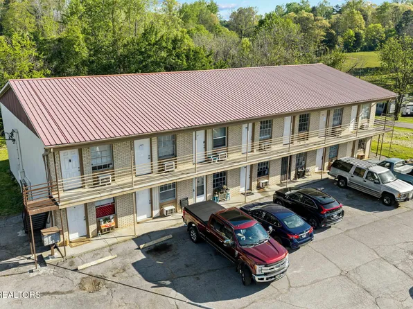 1068 Wooddale Church Rd, Strawberry Plains, TN 37871