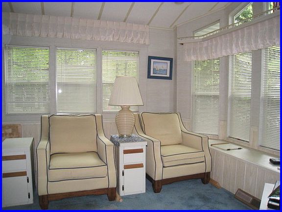 4th image of 3661 Diamond Ln