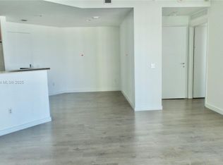 300 Biscayne Blvd #2705, Miami, FL 33130