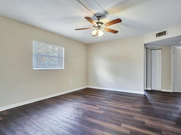 4310 W North B St, Tampa, FL 33609
