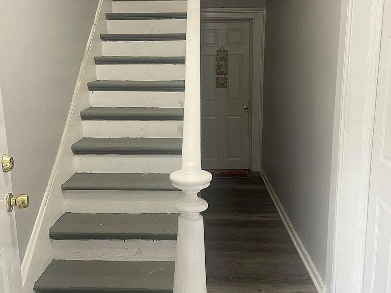 156 Livingston St #2 — Photo 8