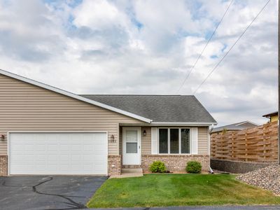 1011 Whispering Winds Pl, Onalaska, WI, 54650