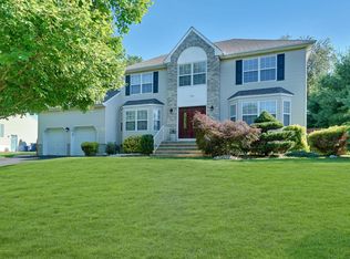 786 Applewood Court, Jackson, NJ 08527
