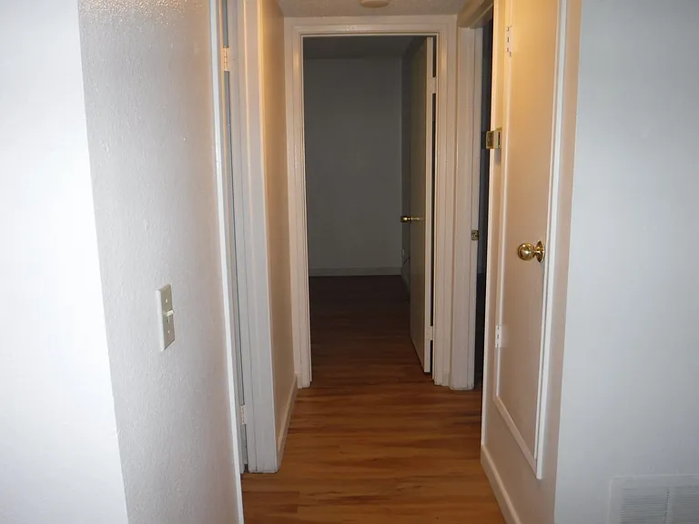 4461 Valeta St — Photo 6