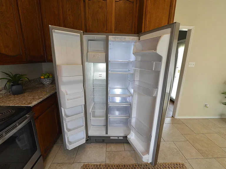 Large Clean Refrigerator