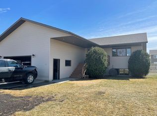 1739 23rd St W, Williston, ND 58801