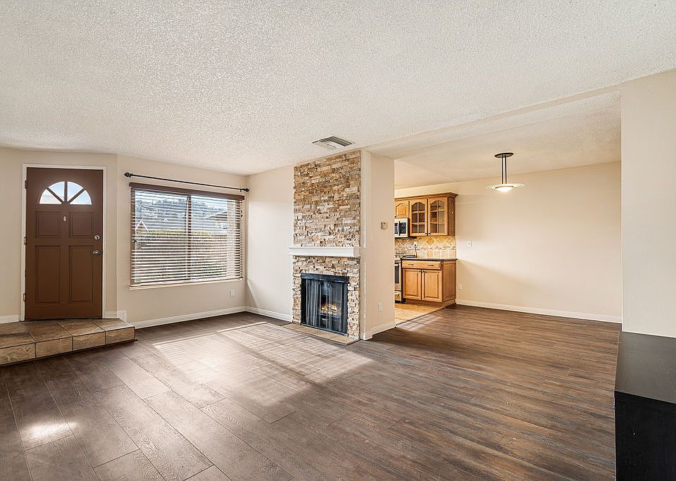 1st image of 3827 W Avenue 41 APT 12
