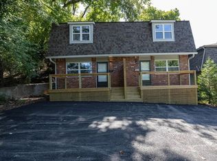 692 E Crescent Dr, Fayetteville, AR 72701