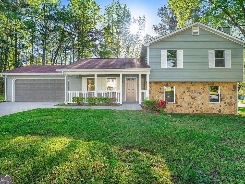1st image of 528 Pennylake Ln