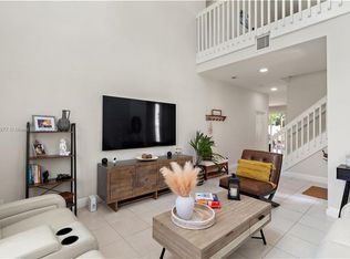5343 SW 40th Ave, Dania Beach, FL 33314