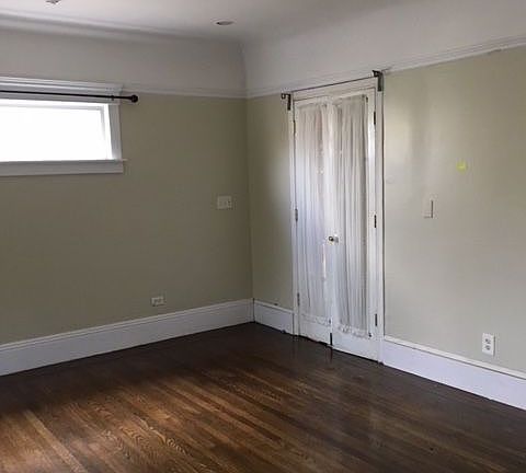 2nd image of 247 Farallones St