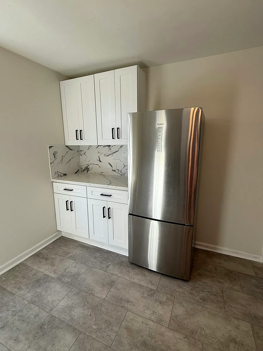 Kitchen - 105 Rosa Parks Blvd #3