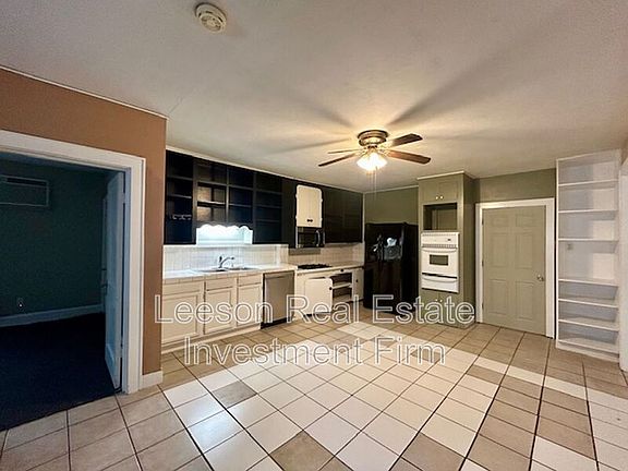 3rd image of 1101 College St #2208