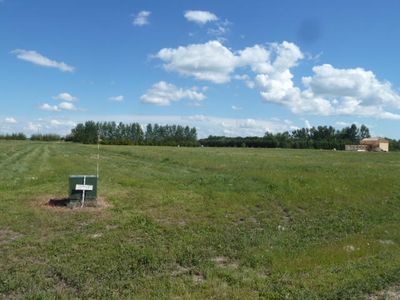 3108 Hoggarth Dr, Jamestown, ND, 58401
