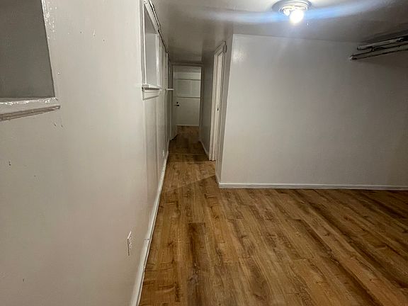 4th image of 15015 118th Ave #1