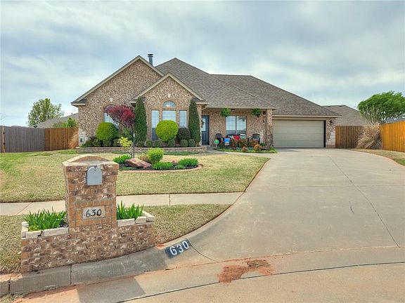 3rd image of 630 W Pine Rose Court Way