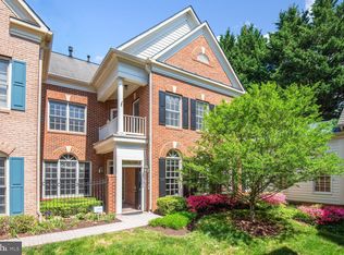 8509 Gavin Manor Ct #10, Chevy Chase, MD 20815