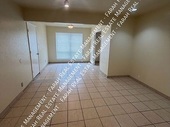3rd image of 803 E Timberview Ln
