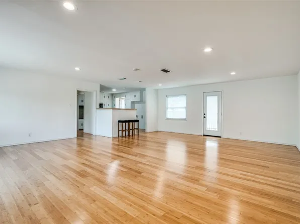 1815 Dale Pl, Irving, TX 75061