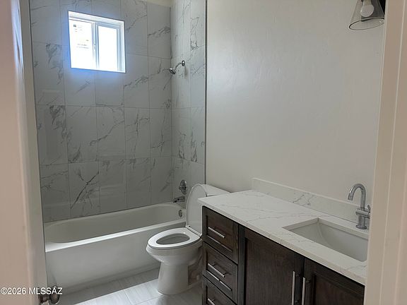 4th image of 1427 Alisa Ct