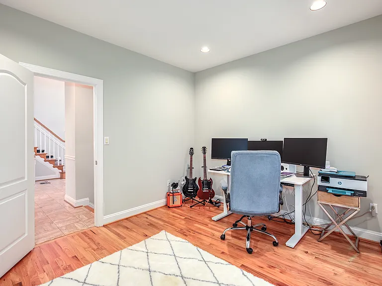 9304 Wildoak Dr — Photo 23