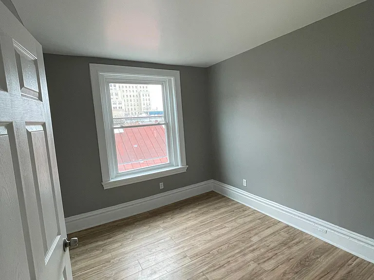 1223 Loraine St #3 — Photo 10