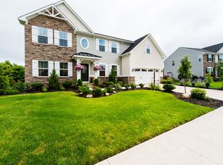 6743 List St NW, Canton, OH 44708