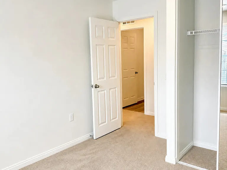 4255 E Carmel Privado — Photo 11