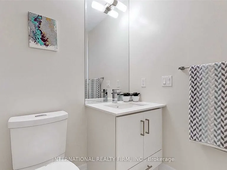 9085 Jane St #516 — Photo 28