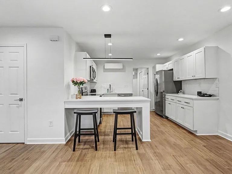 1309 Hudson Ave #A3 — Photo 13