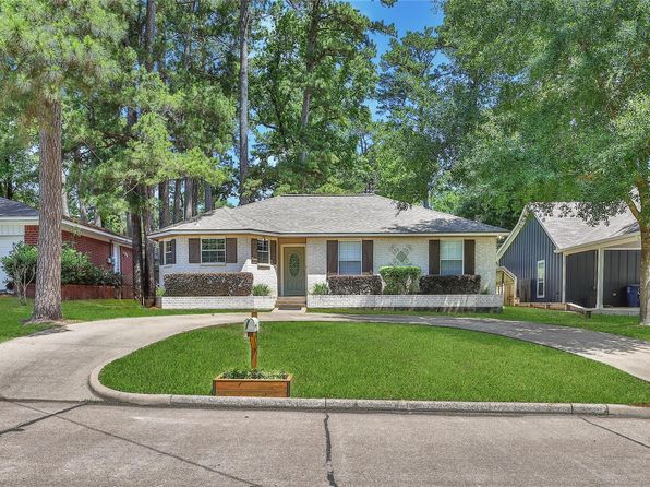 3009 Sand Dr, Huntsville, TX 77340
