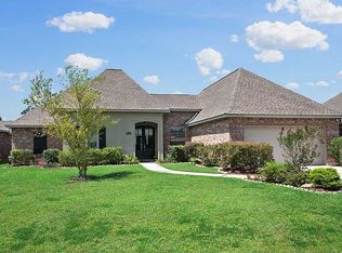308 De Zaire Dr, Madisonville, LA 70447