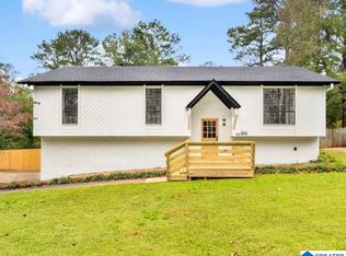 842 Torrey Pines Cir, Birmingham, AL 35215