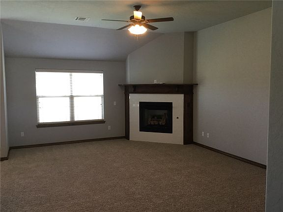 4th image of 14801 Broadway Ct