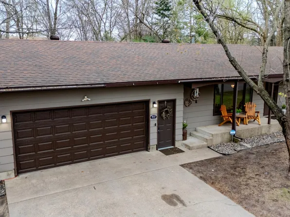 812 8th St NE, Little Falls, MN 56345