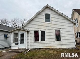 241 4th Ave N, Clinton, IA 52732