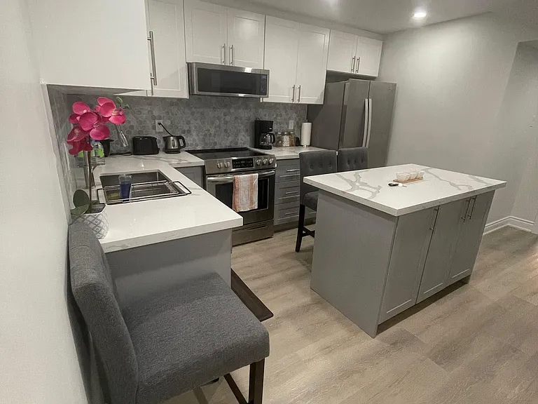 138 Aylesbury Dr #BASEMENT — Photo 2