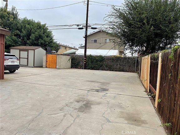 4th image of 2427 Orange Ave