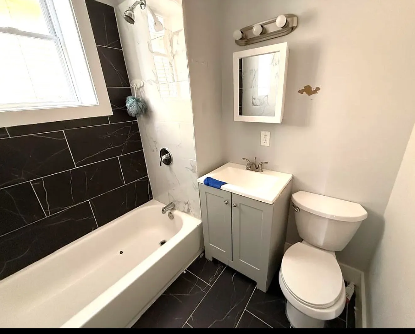3 bed, $2,150 — Photo 4
