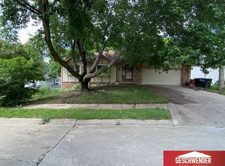 8738 Lafayette Ave, Omaha, NE 68114